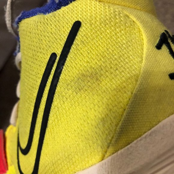 Nike Kyrie 7 Sneakers Youth 4Y Used 1 World 1 People CT4080-700 Some Wear - Picture 12 of 16